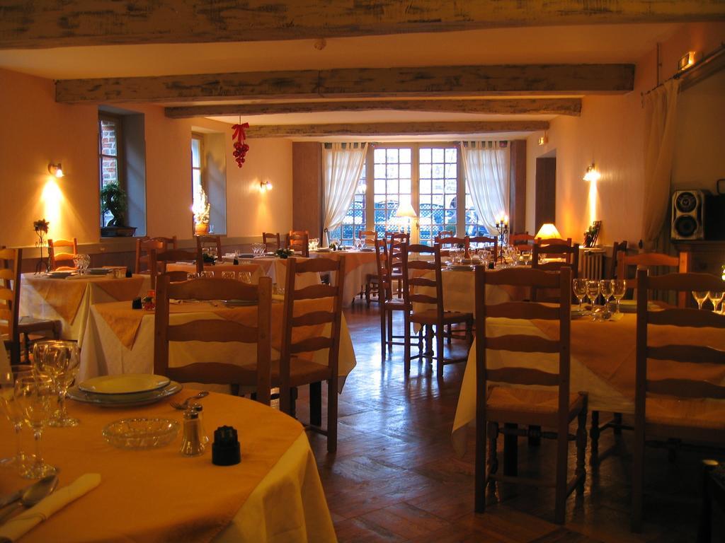 Hotel Restaurant Henri IV Eauze Exterior photo