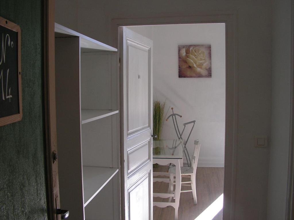 Hotel Restaurant Henri IV Eauze Room photo